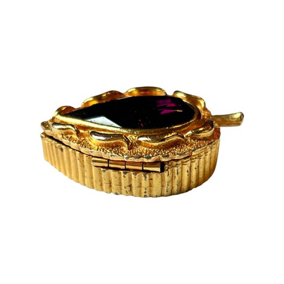 Vintage Florenza Trinket Pill Box Leaf Amethyst Glass Faceted Gold Tone Stashbox - Picture 5 of 10